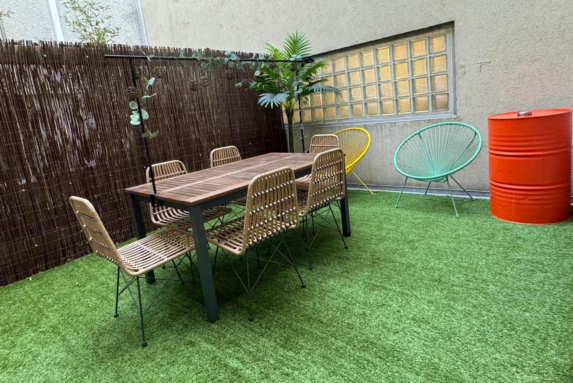 Apartament Le Rive Droite - Gare Centre - Wifi - Terrasse - Face Remparts Awinion Zewnętrze zdjęcie